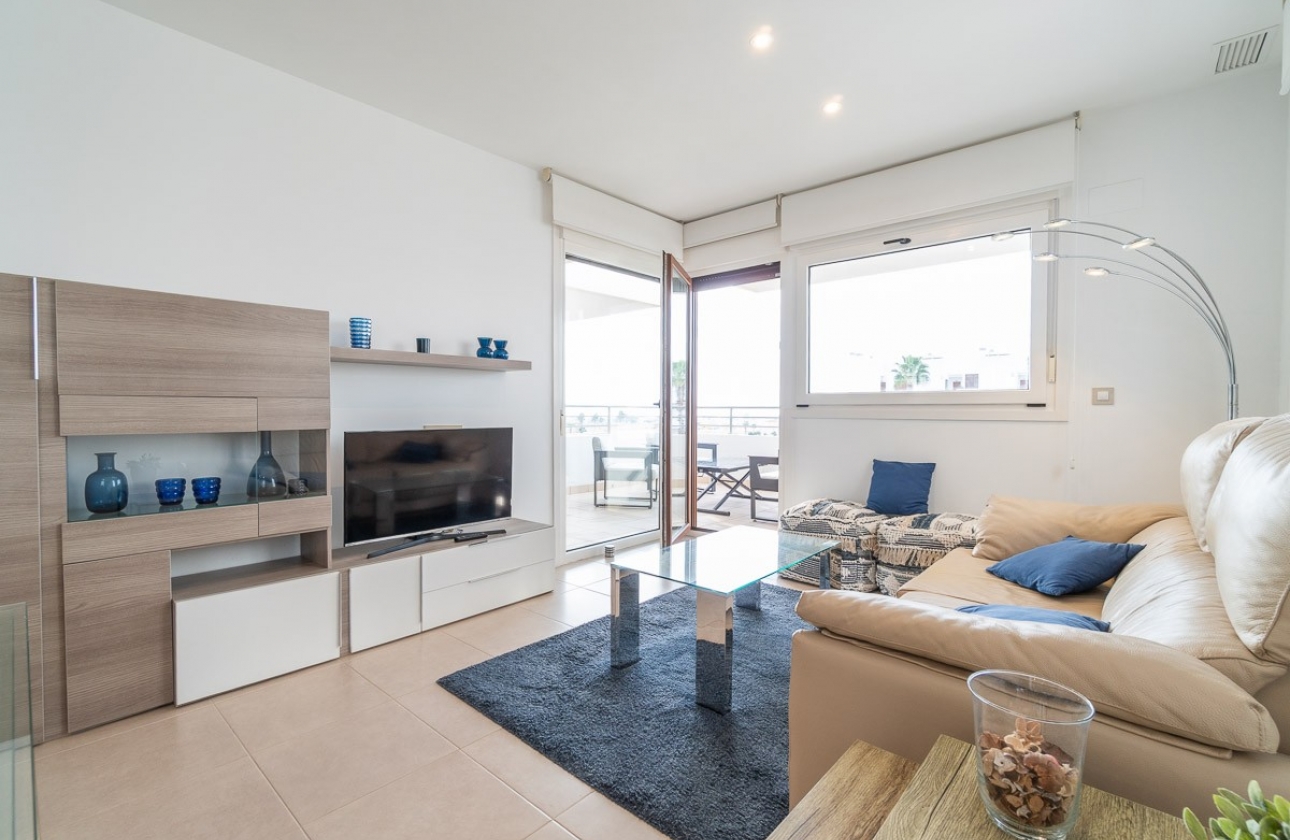 Resale - Apartment / flat - Orihuela Costa