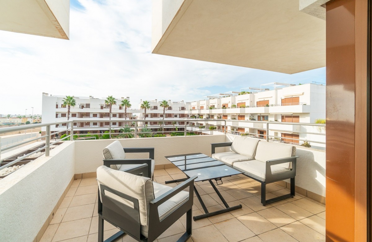 Resale - Apartment / flat - Orihuela Costa