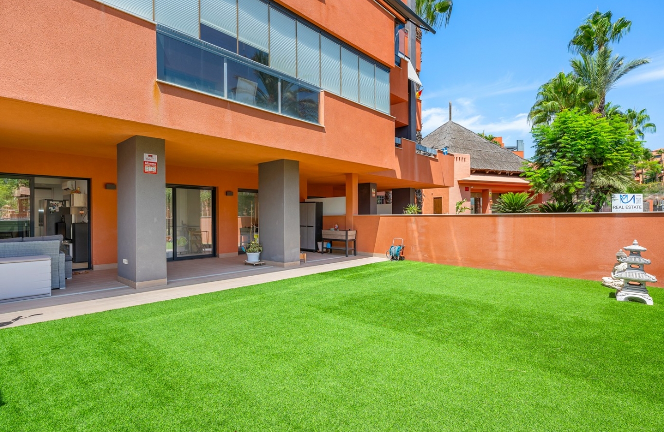 Herverkoop - Appartement / flat - Villamartin - Lomas del Golf