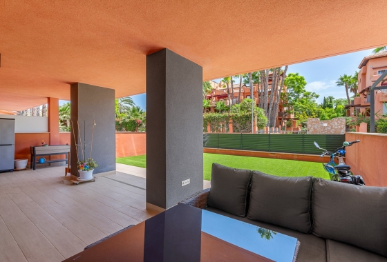 Herverkoop - Appartement / flat - Villamartin - Lomas del Golf