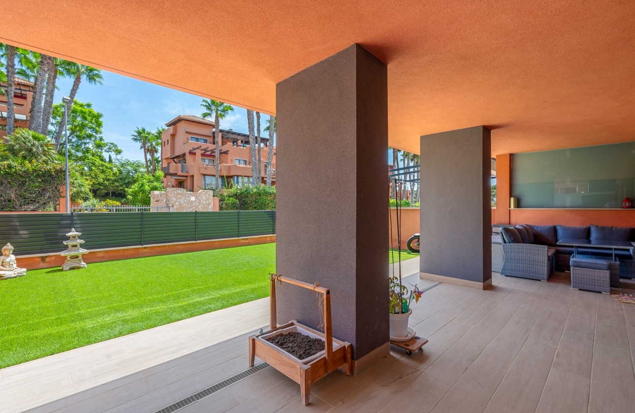 Herverkoop - Appartement / flat - Villamartin - Lomas del Golf