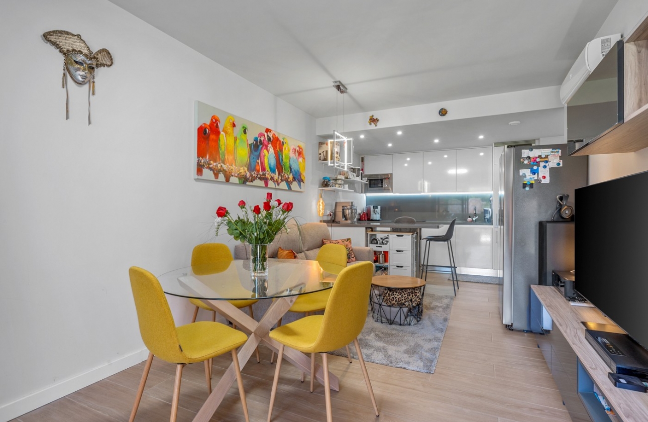 Herverkoop - Appartement / flat - Villamartin - Lomas del Golf