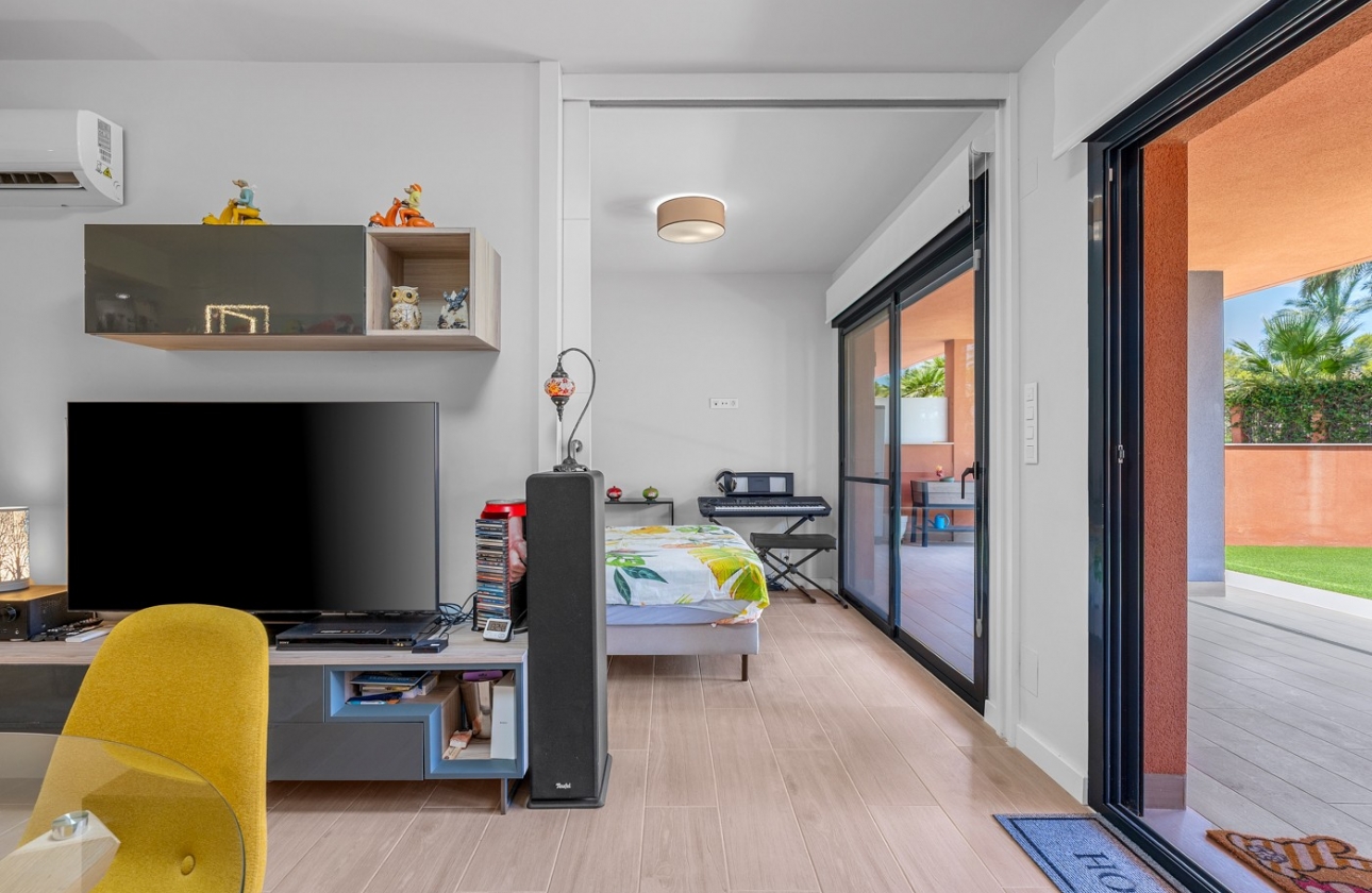 Herverkoop - Appartement / flat - Villamartin - Lomas del Golf