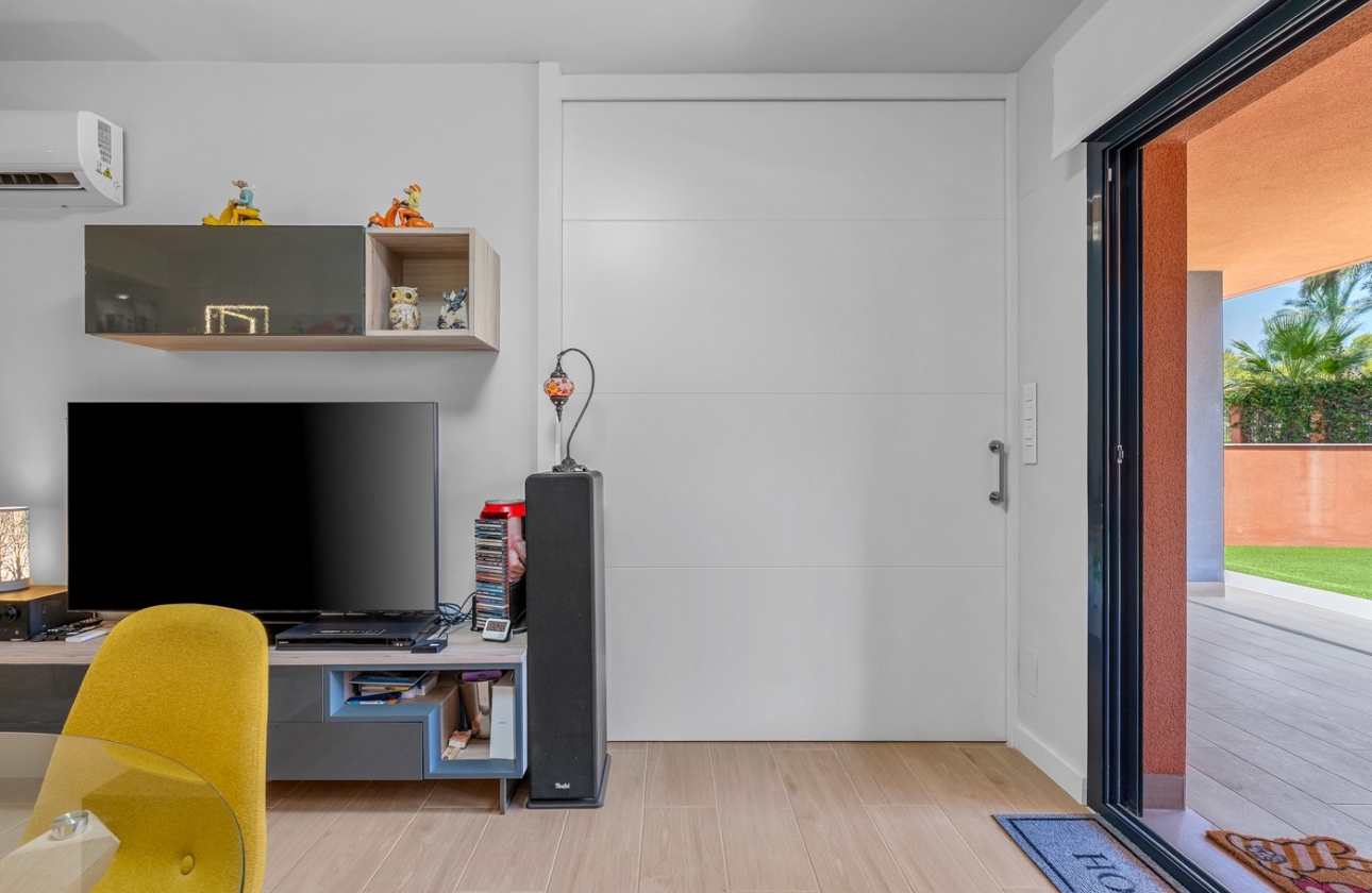 Herverkoop - Appartement / flat - Villamartin - Lomas del Golf