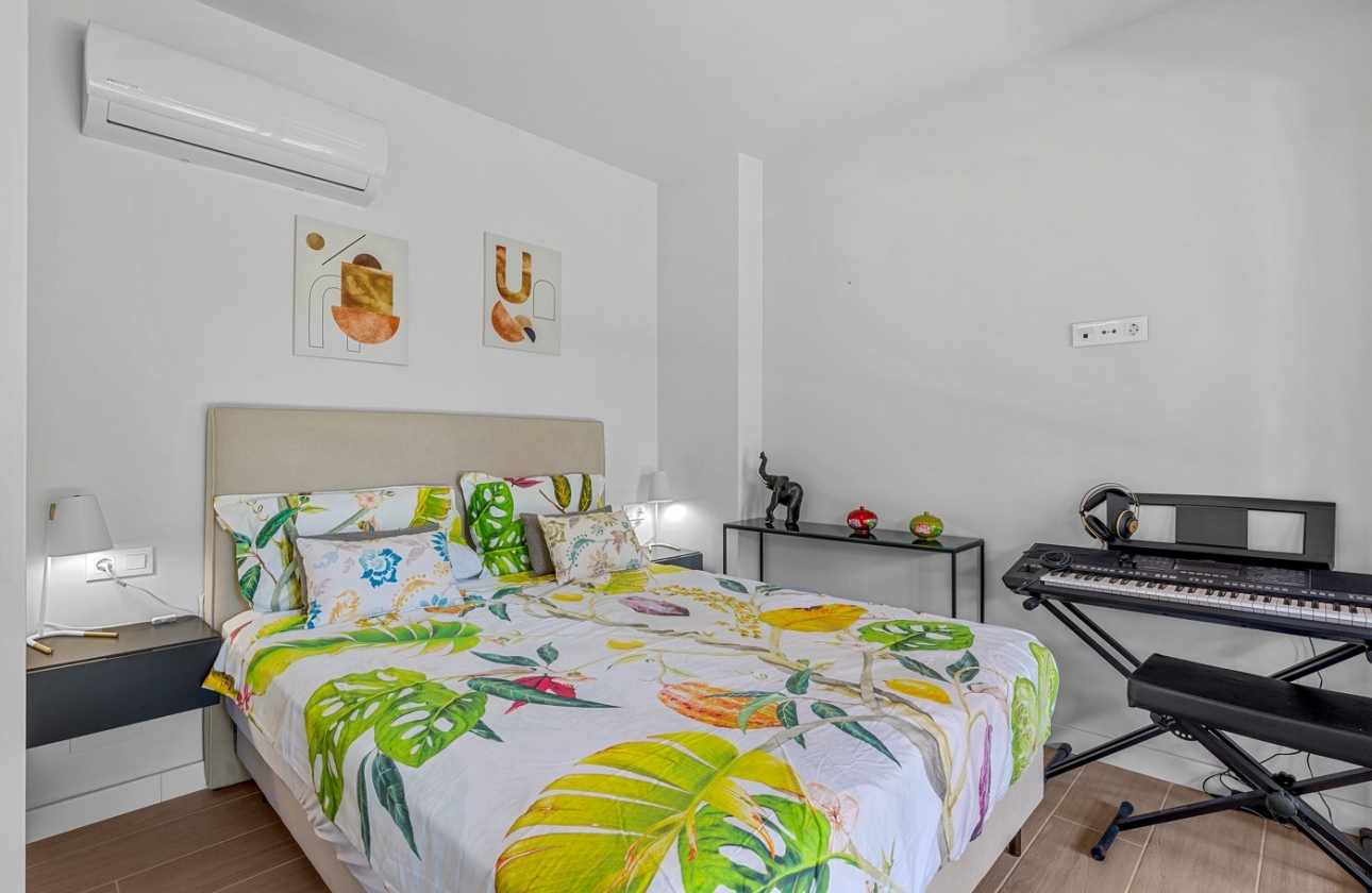 Herverkoop - Appartement / flat - Villamartin - Lomas del Golf