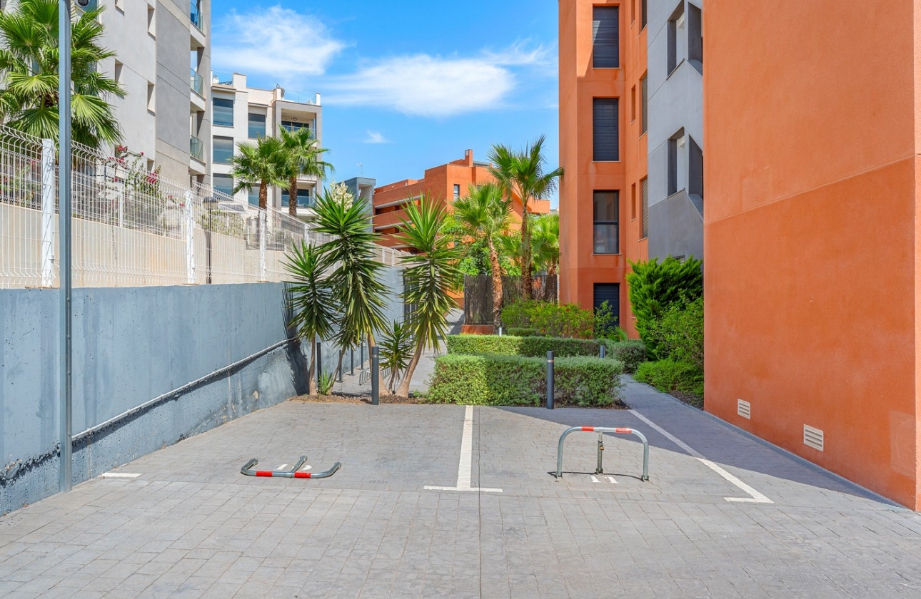 Herverkoop - Appartement / flat - Villamartin - Lomas del Golf