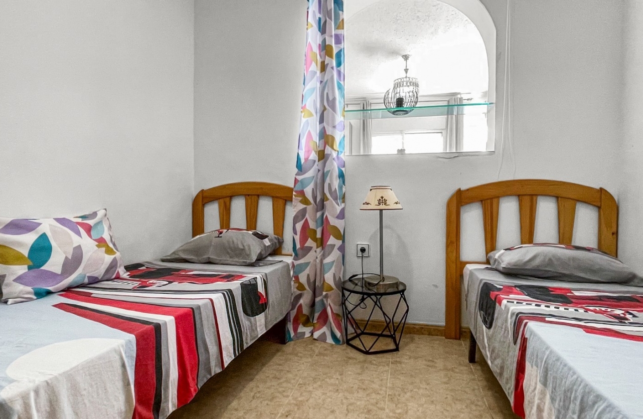 Wiederverkauf - Wohnung - Torrevieja - La Siesta - El Salado -  Torreta