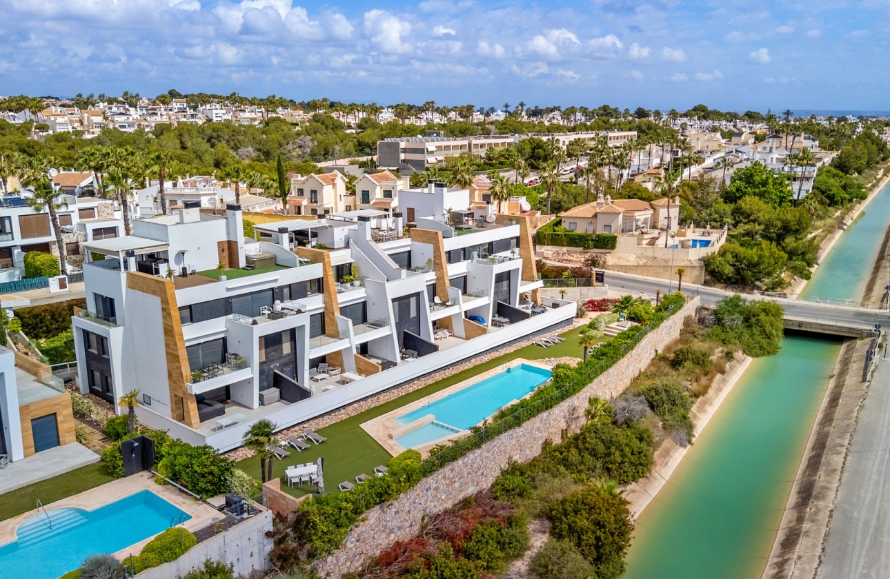 Reventa - Apartamento / piso - Villamartin - Costa Blanca