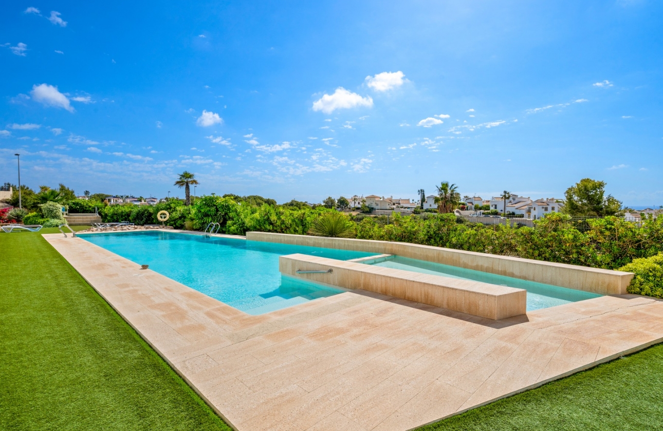Reventa - Apartamento / piso - Villamartin - Costa Blanca