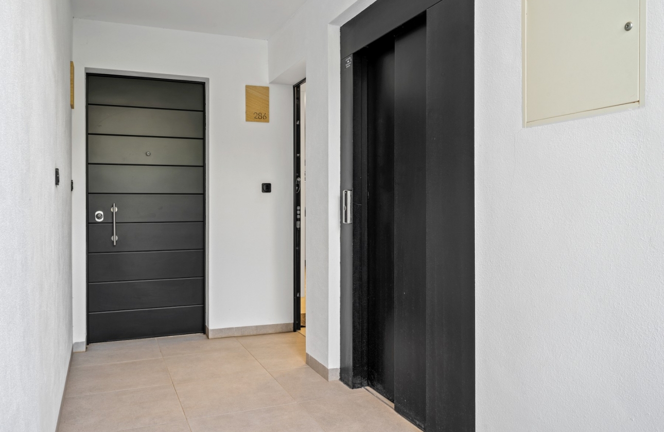 Reventa - Apartamento / piso - Villamartin - Costa Blanca