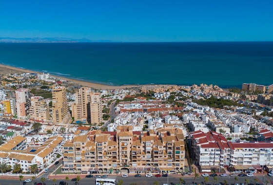 Reventa - Apartamento / piso - Torrevieja - Torrejón