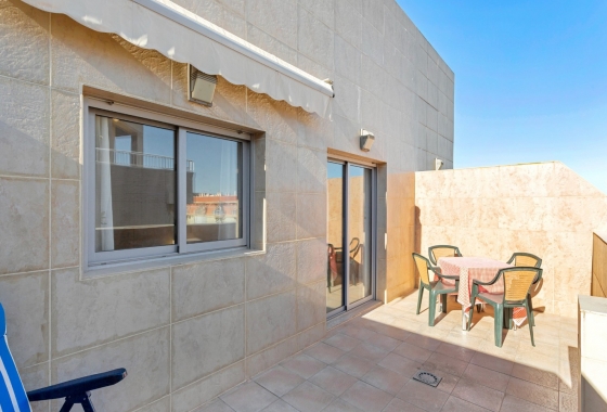 Resale - Apartment / flat - Torrevieja - La Mata Pueblo