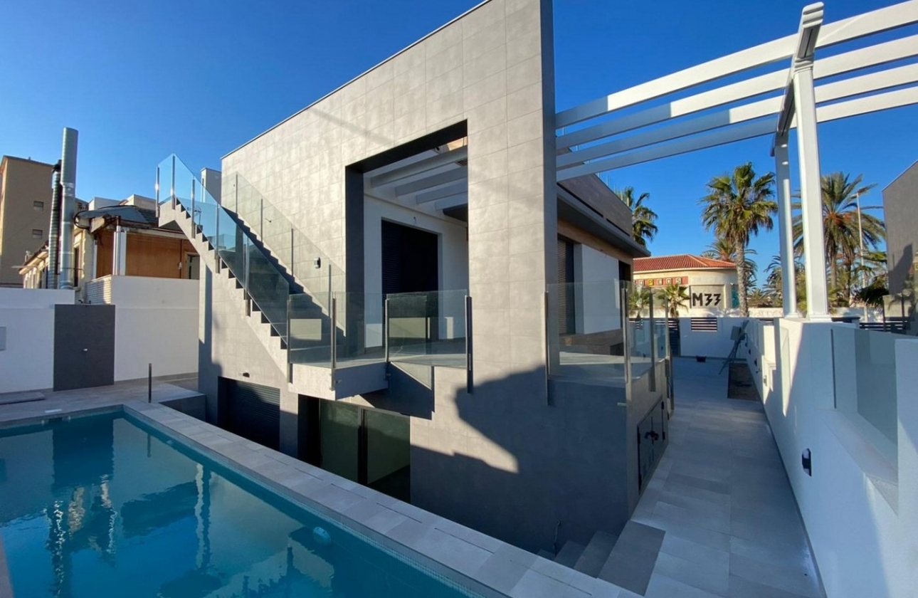 Obra nueva - Villa - Torrevieja - La Mata Pueblo