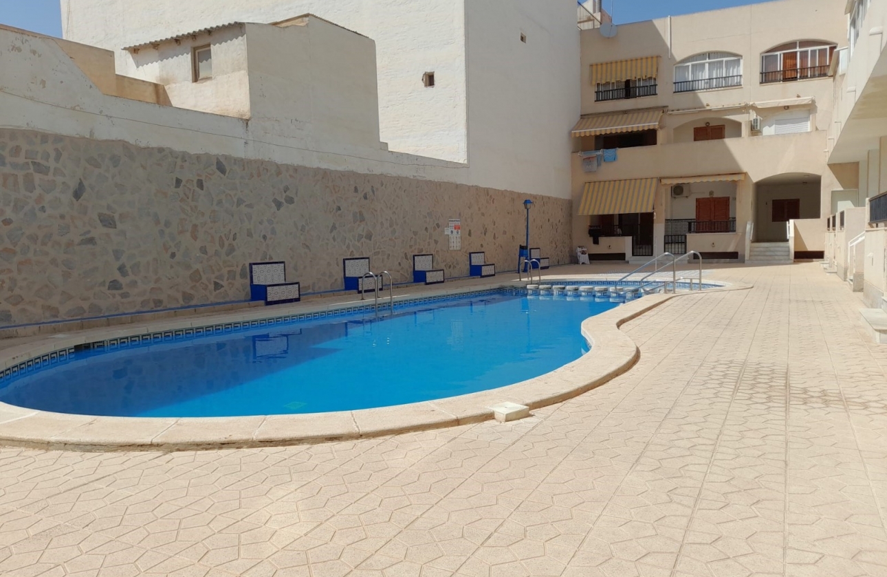 Reventa - Apartamento / piso - Torrevieja - Torrejón