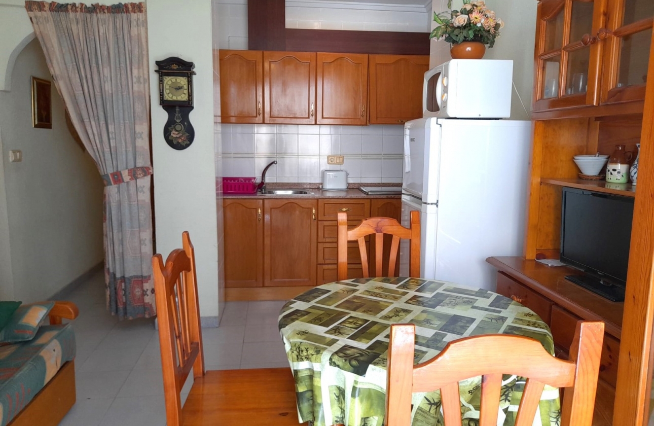 Reventa - Apartamento / piso - Torrevieja - Torrejón