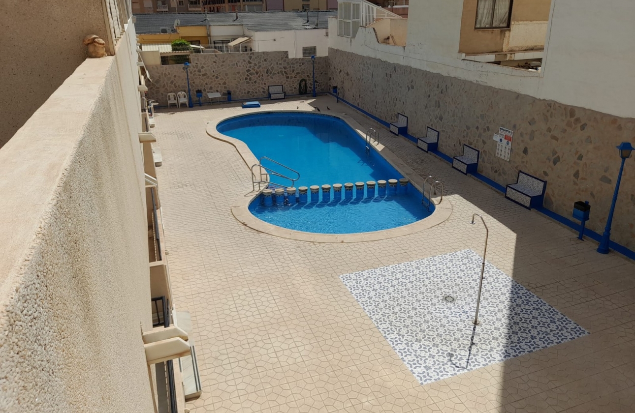 Reventa - Apartamento / piso - Torrevieja - Torrejón