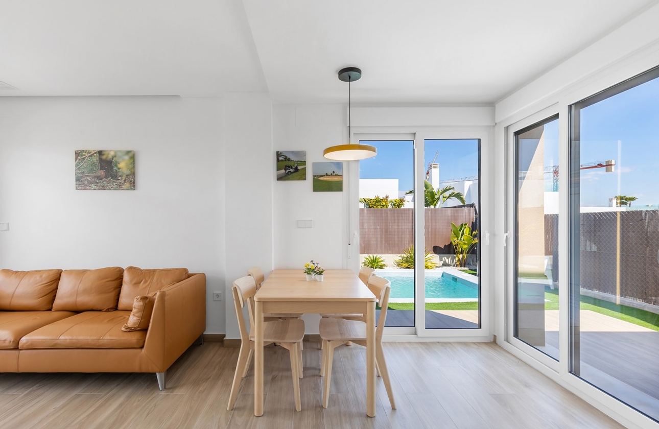 Reventa - Semi - Detached Villa - Orihuela Costa - Vistabella Golf