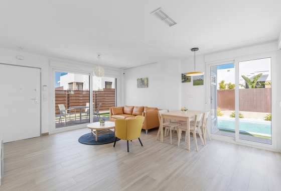 Reventa - Semi - Detached Villa - Orihuela Costa - Vistabella Golf