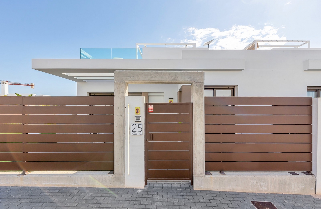 Reventa - Semi - Detached Villa - Orihuela Costa - Vistabella Golf