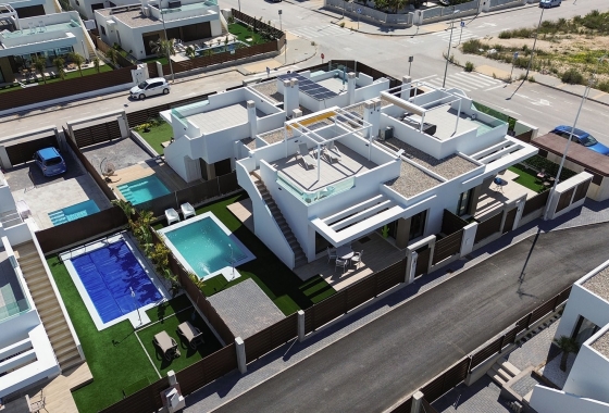 Reventa - Semi - Detached Villa - Orihuela Costa - Vistabella Golf