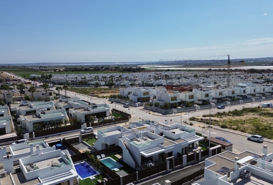 Reventa - Semi - Detached Villa - Orihuela Costa - Vistabella Golf