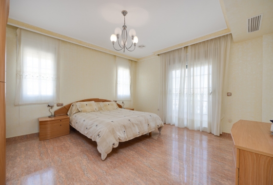 Reventa - Villa - Orihuela Costa - Orihuela