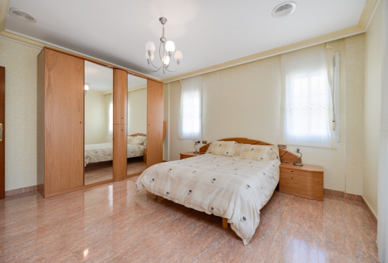 Reventa - Villa - Orihuela Costa - Orihuela