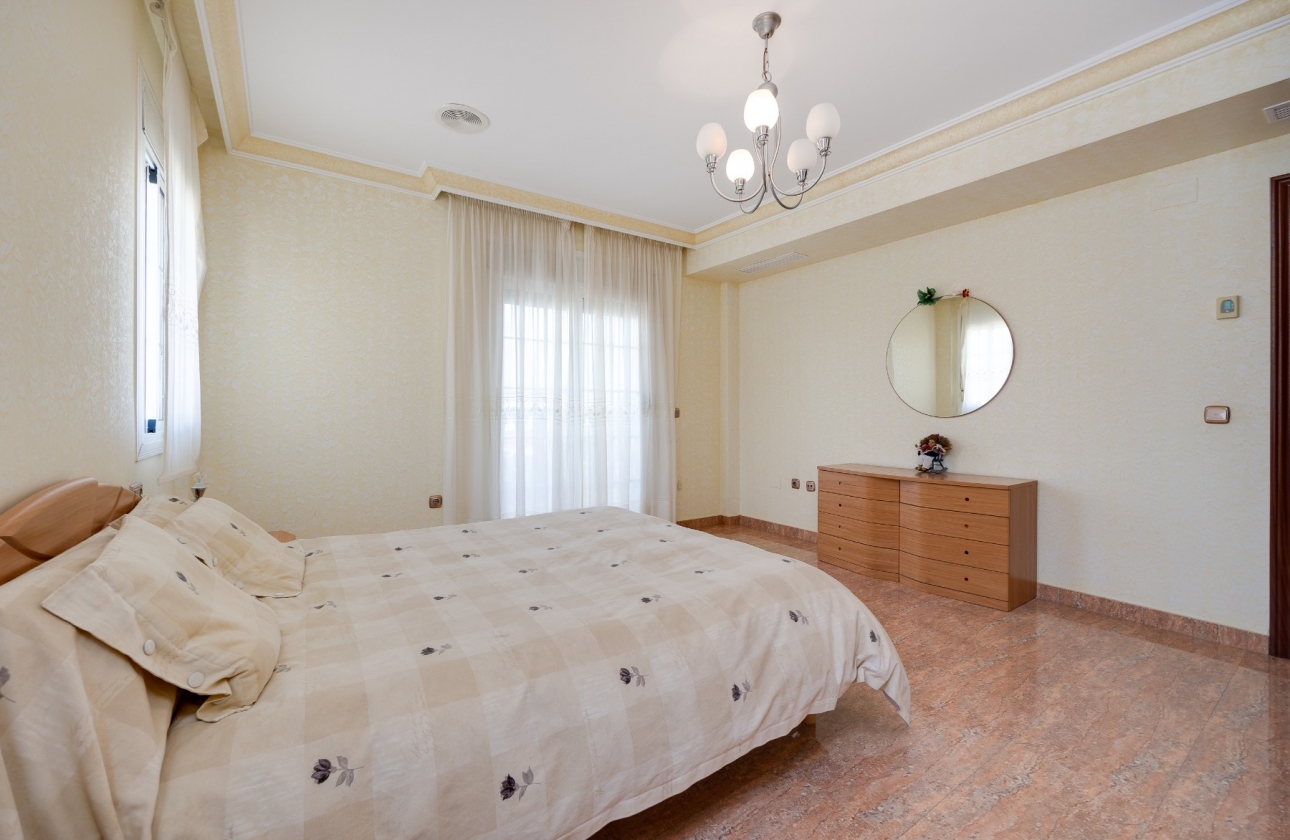 Reventa - Villa - Orihuela Costa - Orihuela