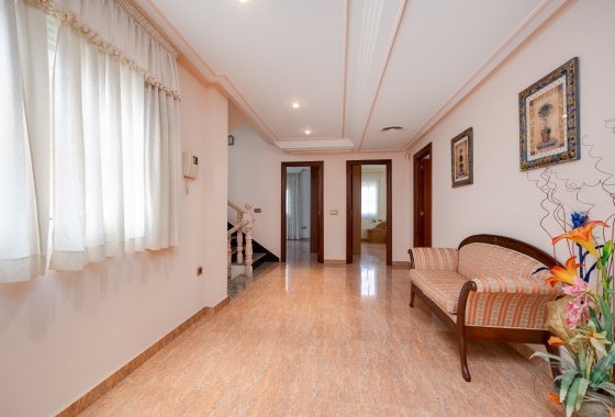 Reventa - Villa - Orihuela Costa - Orihuela