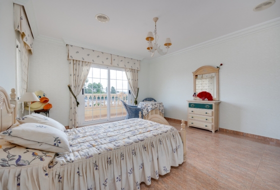 Reventa - Villa - Orihuela Costa - Orihuela