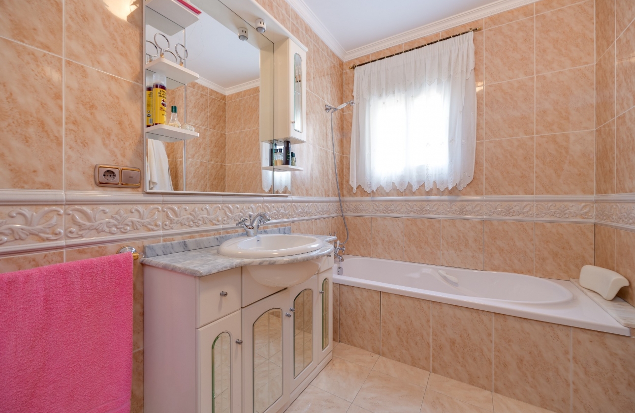 Reventa - Villa - Orihuela Costa - Orihuela