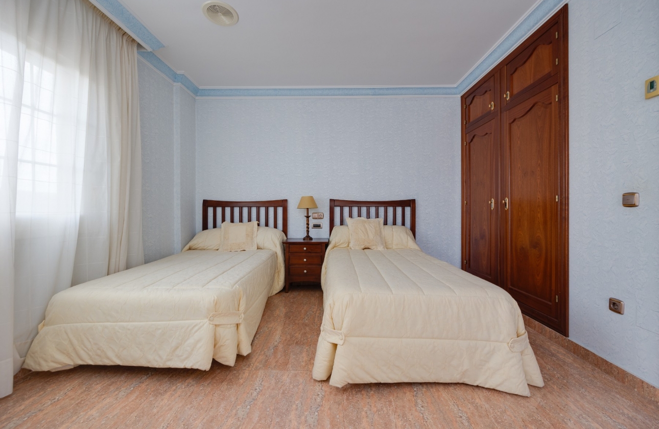 Reventa - Villa - Orihuela Costa - Orihuela