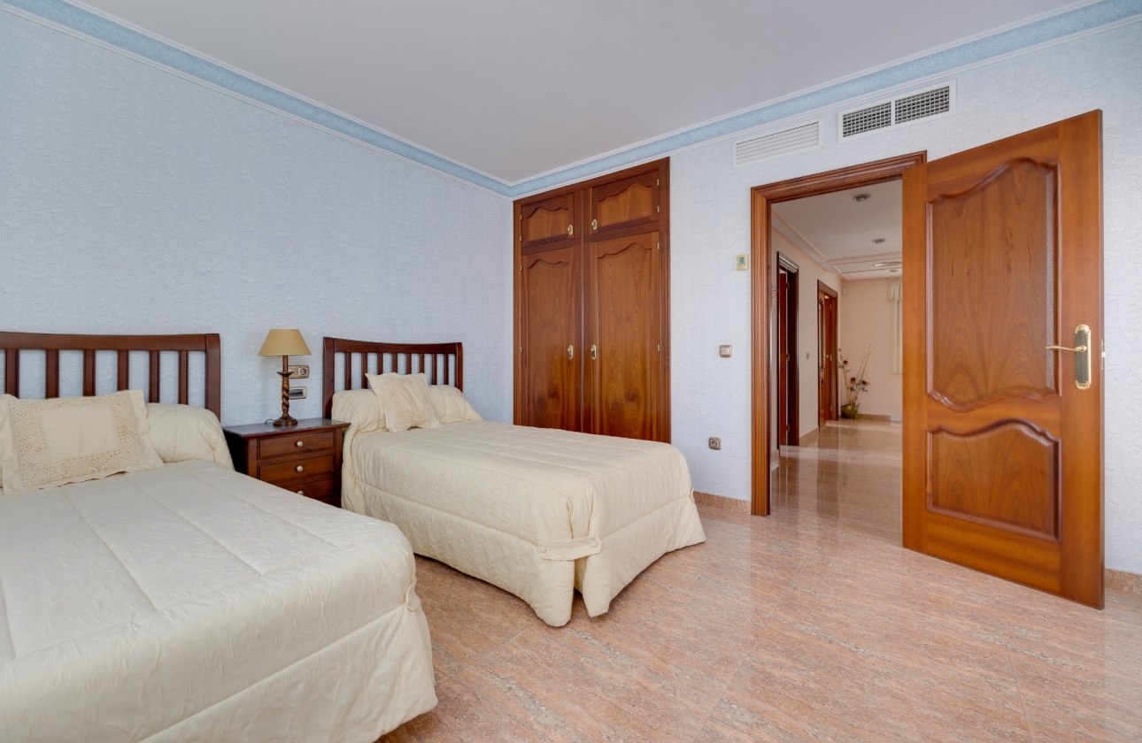 Reventa - Villa - Orihuela Costa - Orihuela