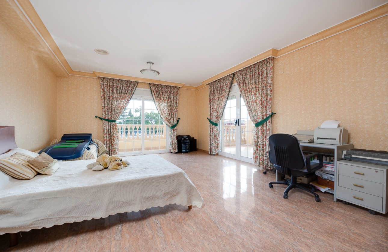 Reventa - Villa - Orihuela Costa - Orihuela