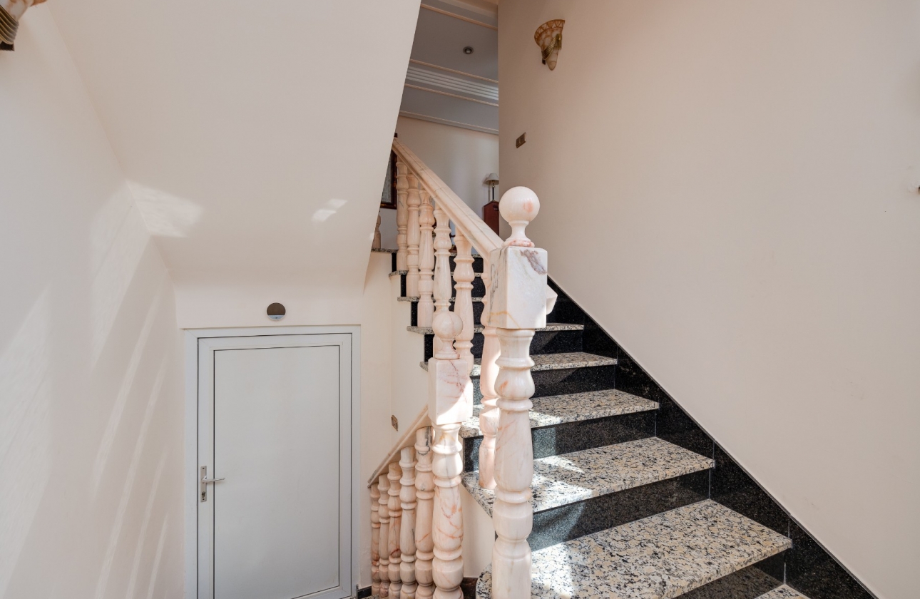 Reventa - Villa - Orihuela Costa - Orihuela